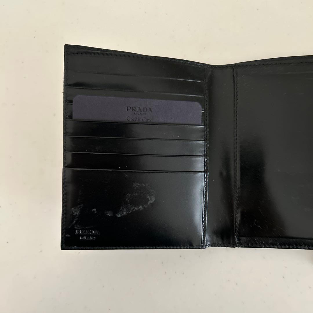 【未使用難あり】PRADA 三つ折り財布 ブラック
