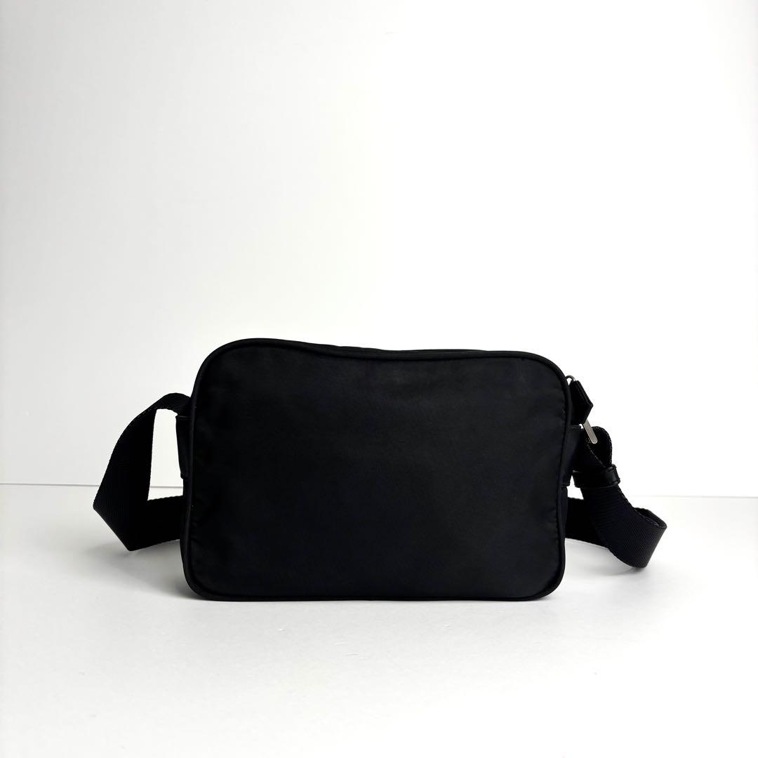 極美品 PRADA プラダ ショルダーバッグ カメラバッグ ナイロン レザー