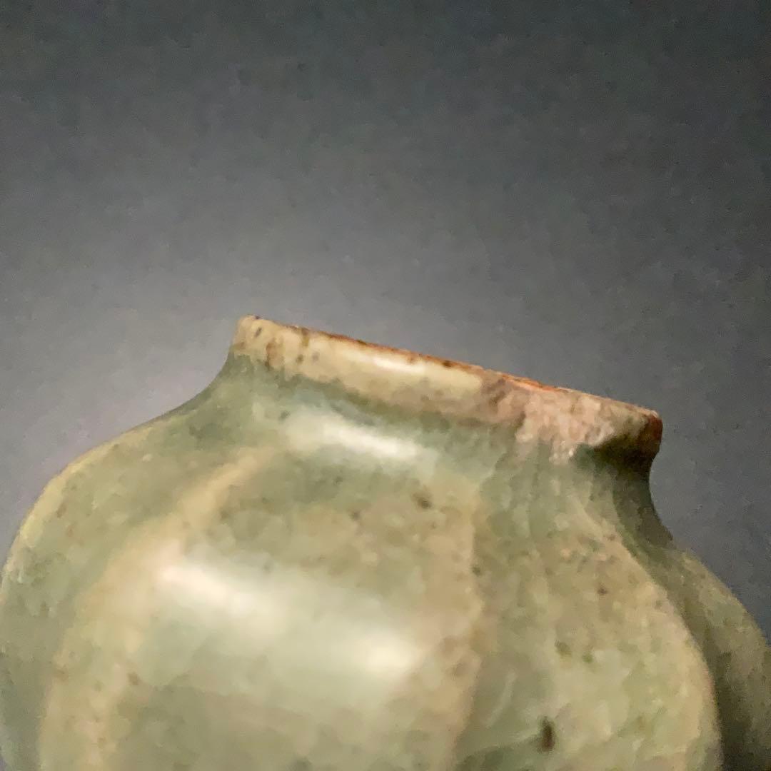 青磁鎬文小壺 タイ スンコロク 骨董 ∅ 5cm R1400ダM タイ・骨董・出土