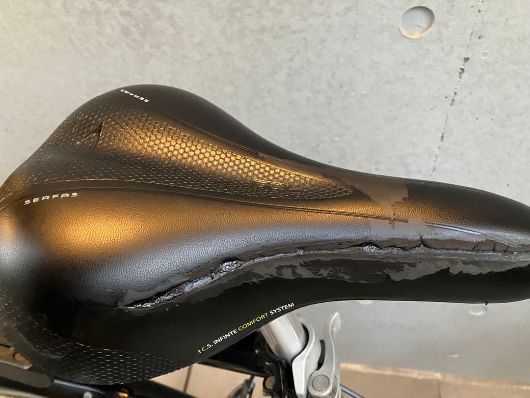 【東京都大田区周辺での受渡希望】クロスバイク ESCAPE R3 即乗り可能