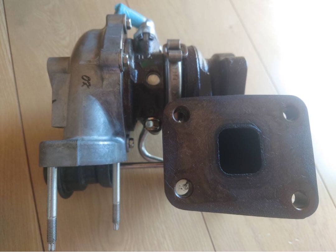 アルトターボRS 純正タービン 取り付け箇所タップ、ダイス済み