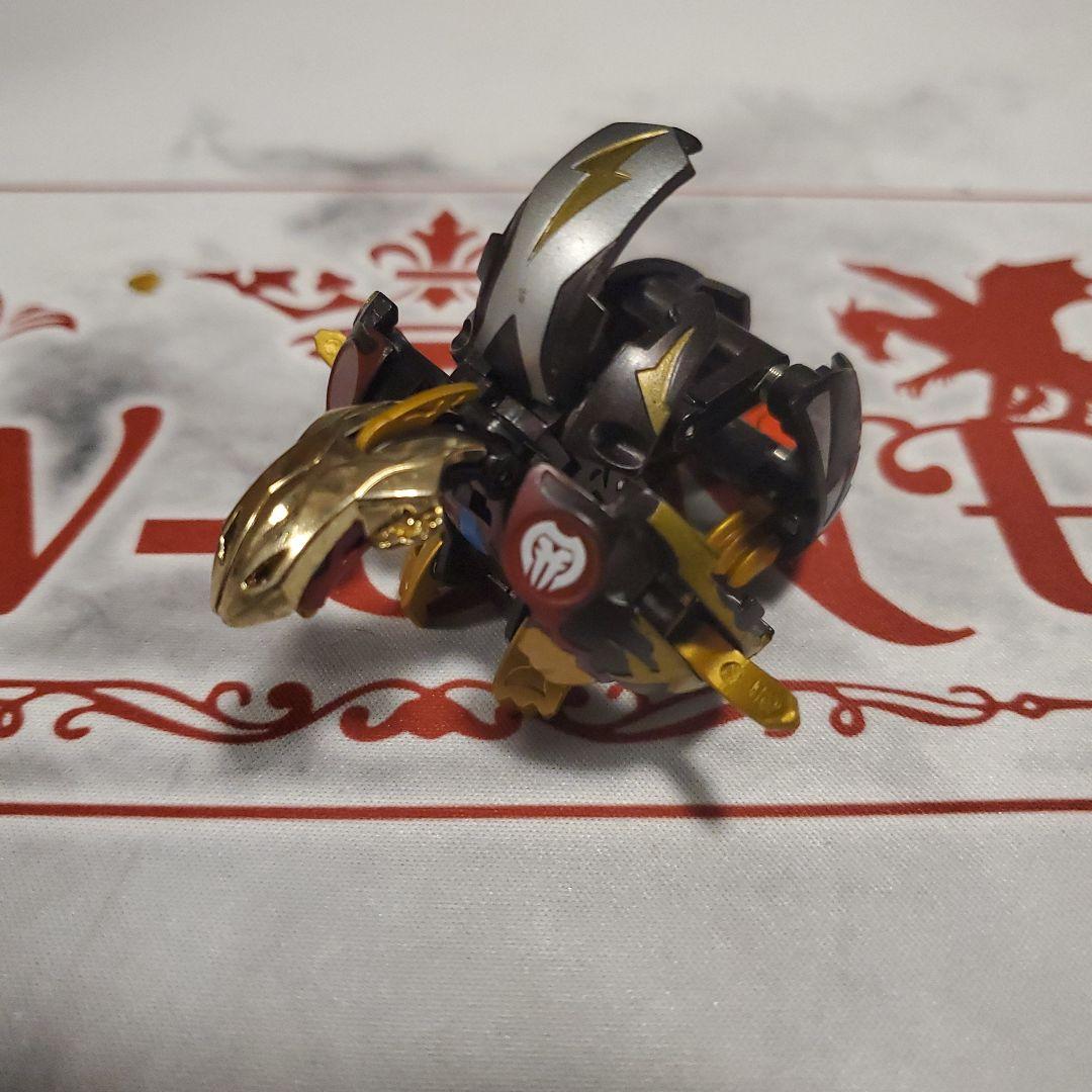 爆丸 神3 轟フドウ 士ガリュウ 磁ドラガオン