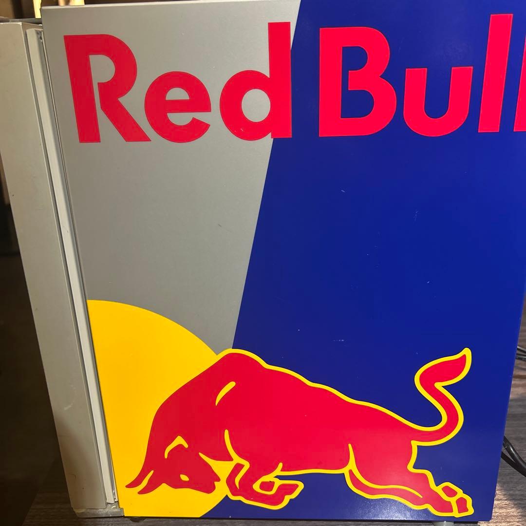 Red Bull ミニ冷蔵庫