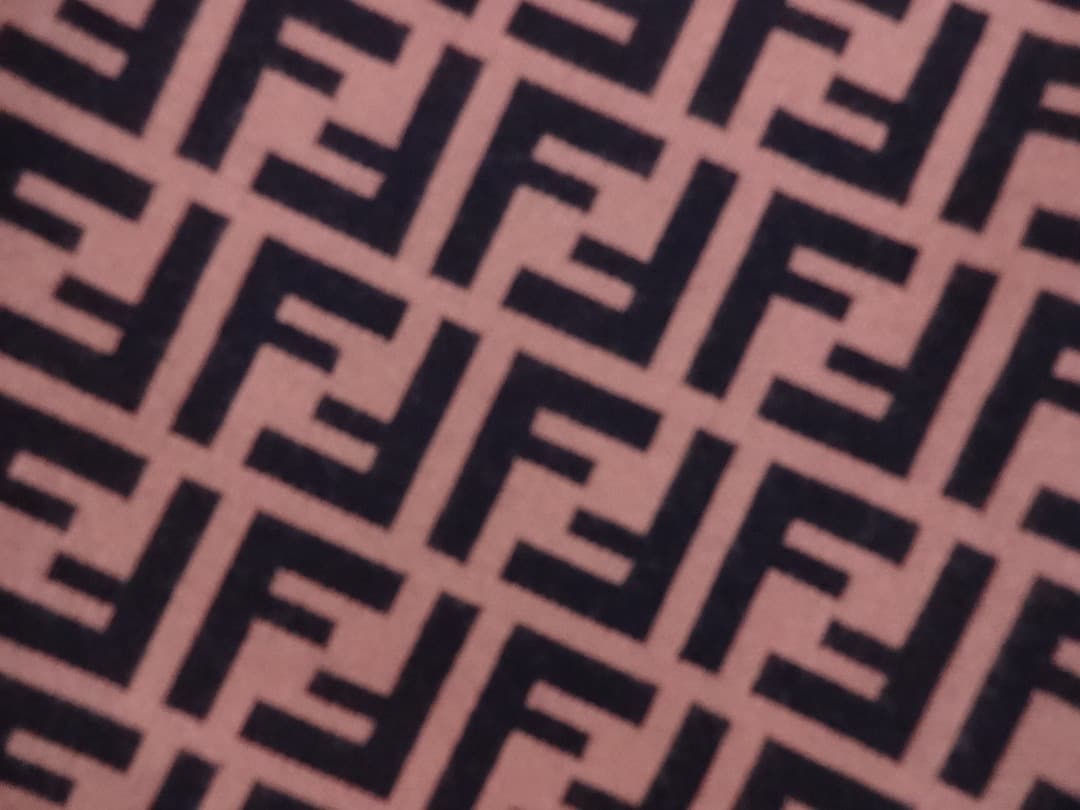 人気♪フェンディ　ロゴパターンモノグラムFFズッカ柄　ジャガードニットスカート