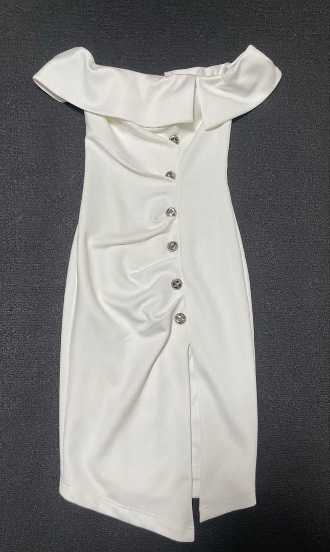 Veautt スリット オフショルダー 膝丈ドレス