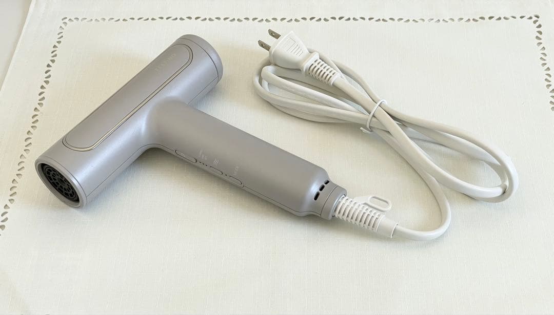 FESTINO フェスティノ ツヤモイスト ドライヤー