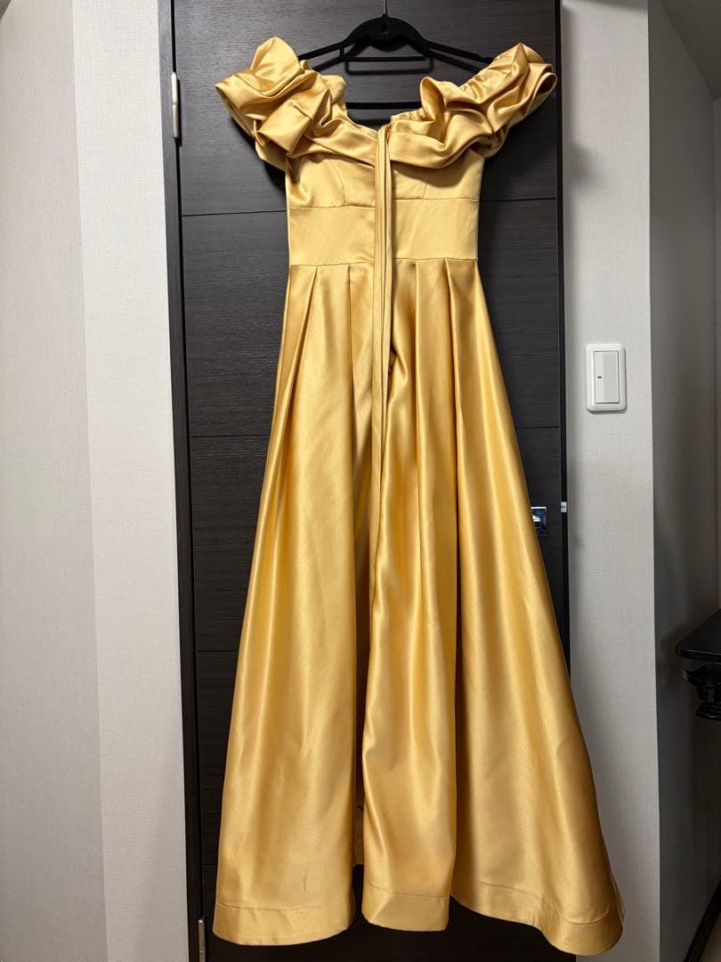 値下交渉OK／THE URBAN BLANCHE ORIGINAL風カラードレス