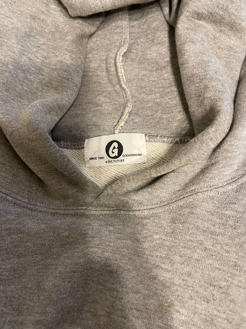 グッドイナフ　フェルトロゴ　スウェットパーカー