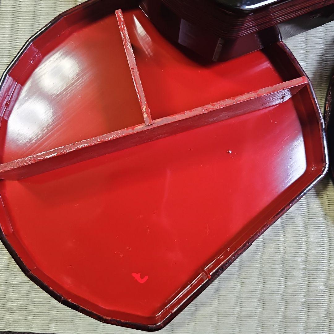 昭和レトロ/1950年代前半物】木製弁当箱 漆塗り弁当箱 仕切付き 大きめ27客