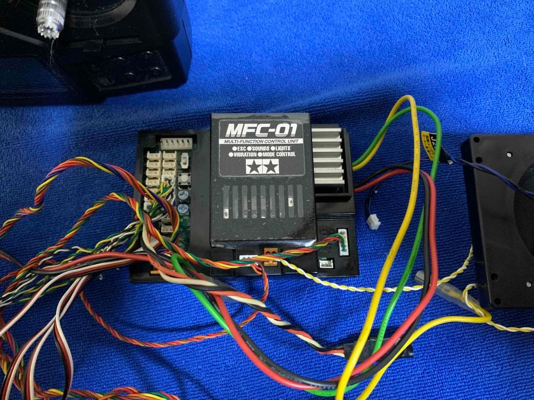 タミヤトレーラーヘッドマルチファンクションユニットMFC-01