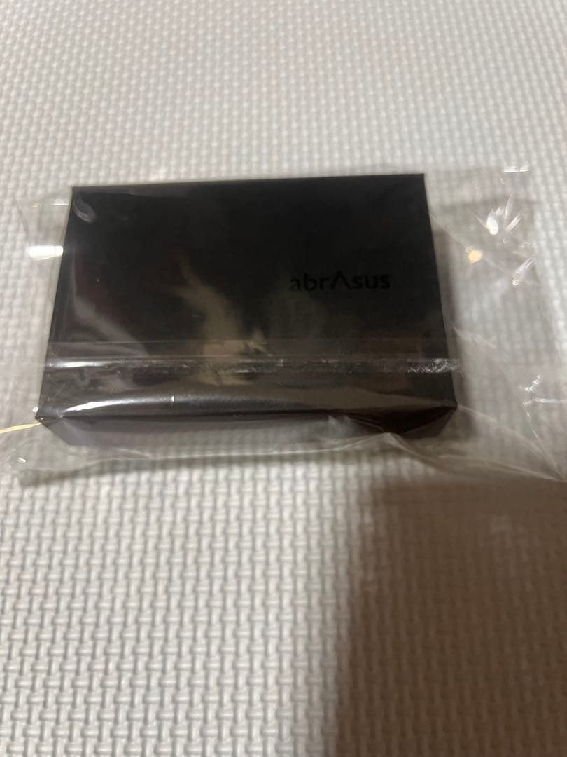 abrAsus 小さい財布 ブッテーロレザーエディション ブラック