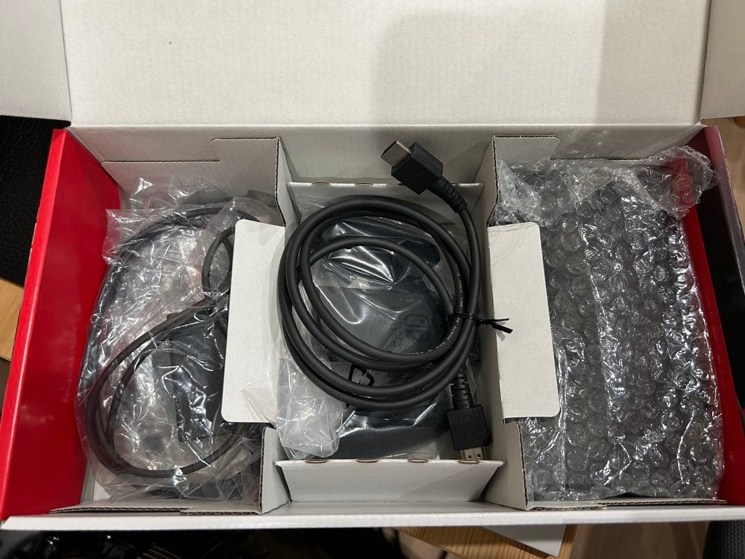 Nintendo Switch 本体 青/赤　(通常モデル)