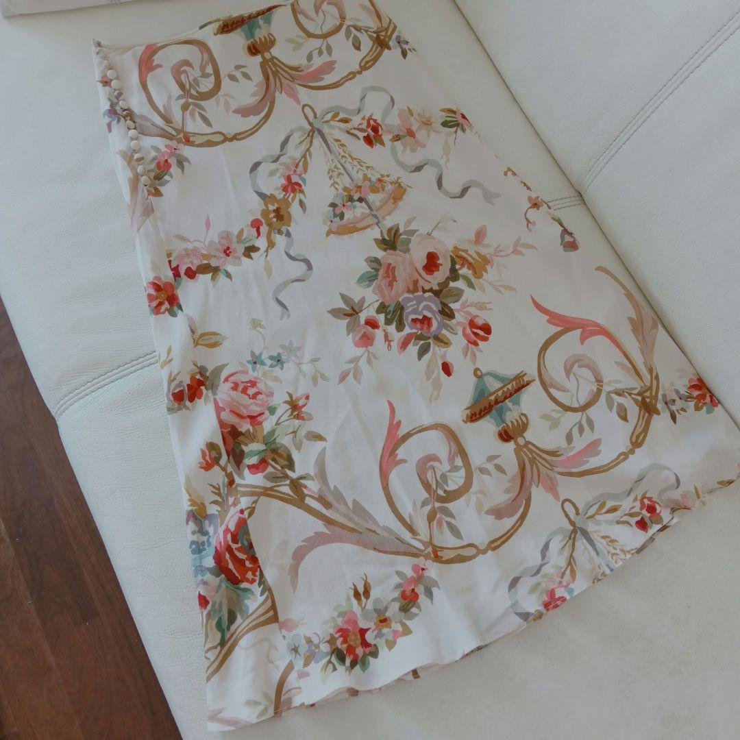 クリスチャンディオール　dior フラワー　　シルク　くるみボタン　スカート