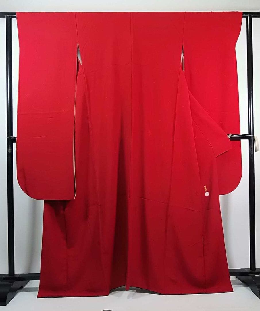 山本寛斎デザイン】紅赤色＊色無地振袖＊上品地紋×華やぎモダン／個性