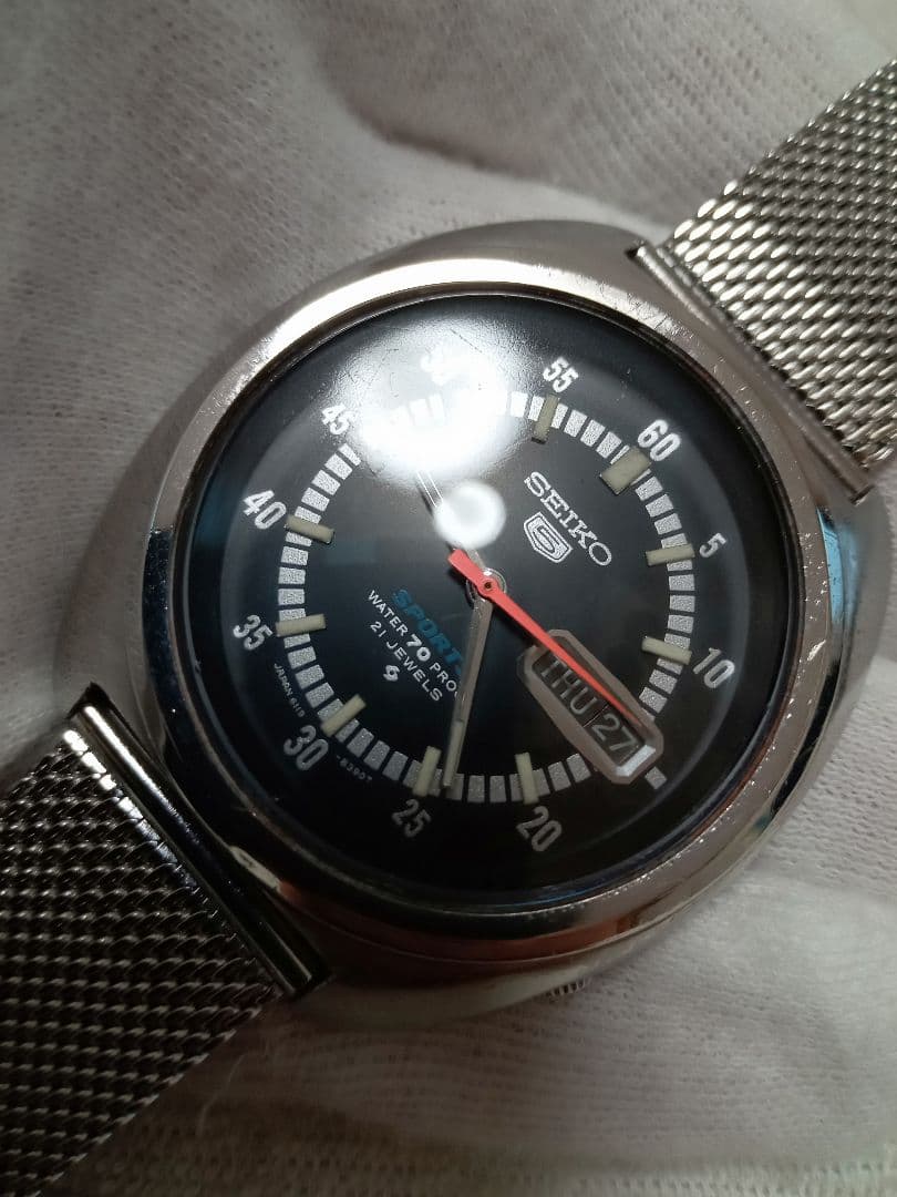 ヤ*カ様 SEIKO5　SPORTS　機械式自動巻　6119-8310　希少アン