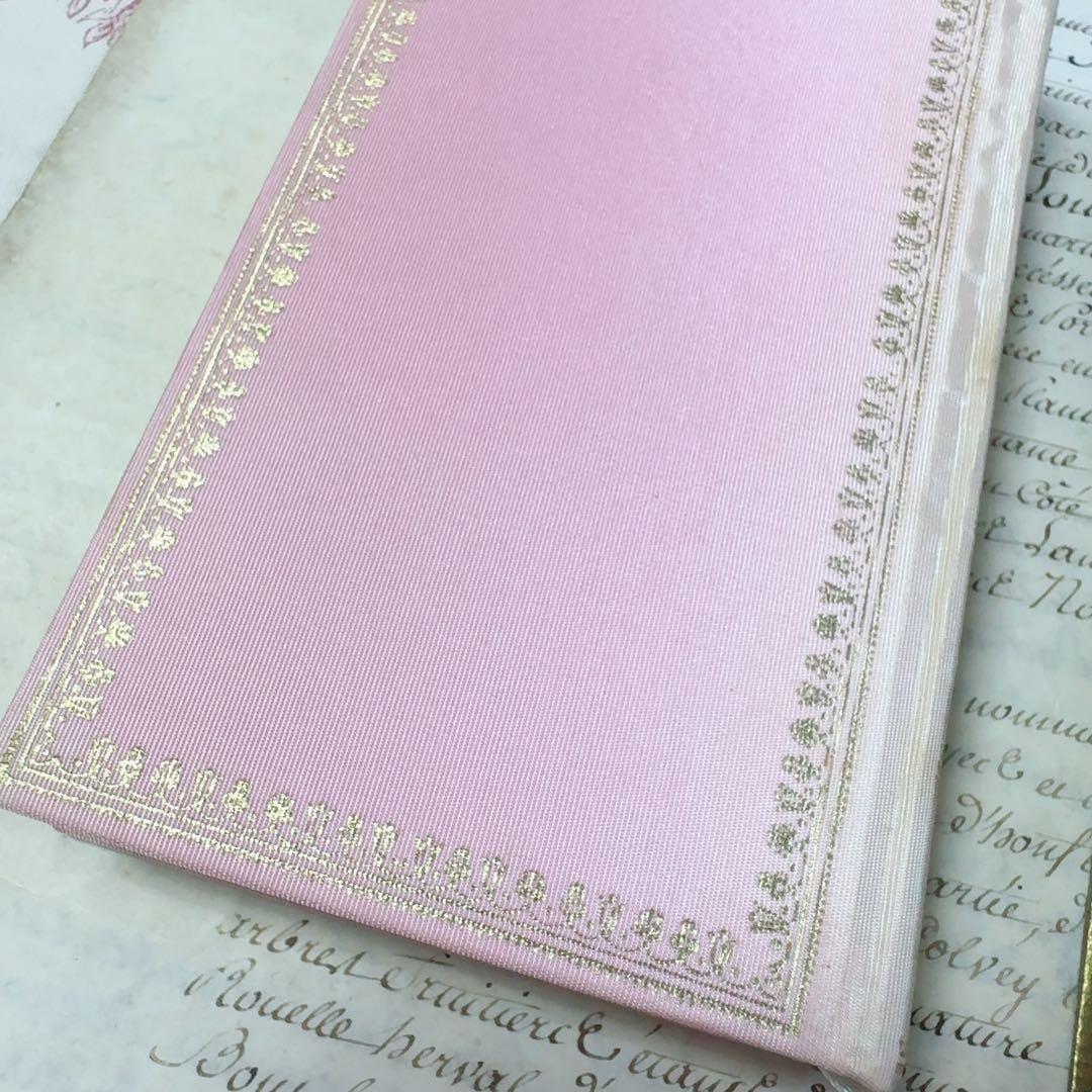 フランス アンティーク 淡いピンク色の小さな本 ケース付き