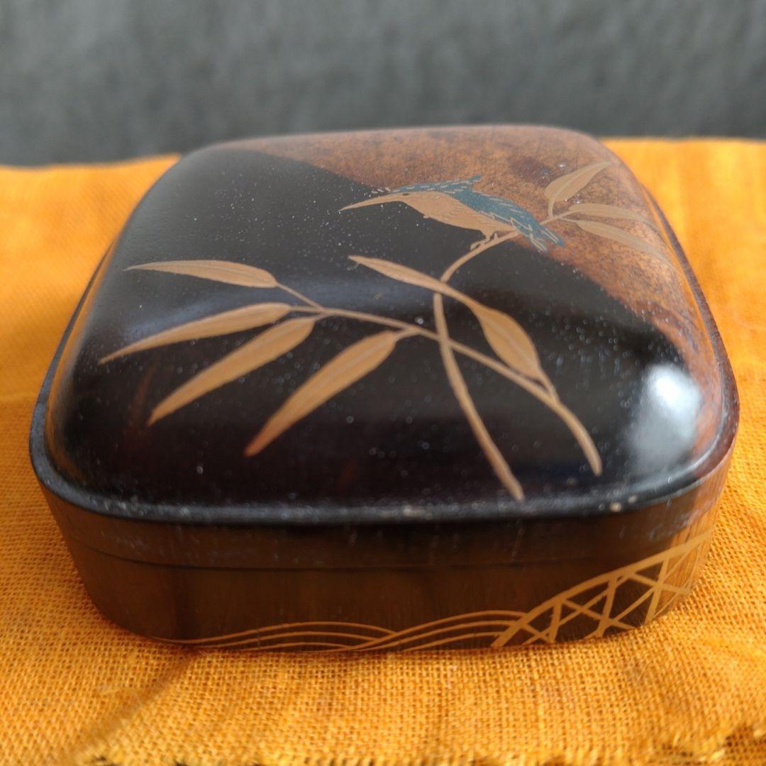 香合　黒柿四方　翡翠蒔絵　峰春造　共箱　無傷