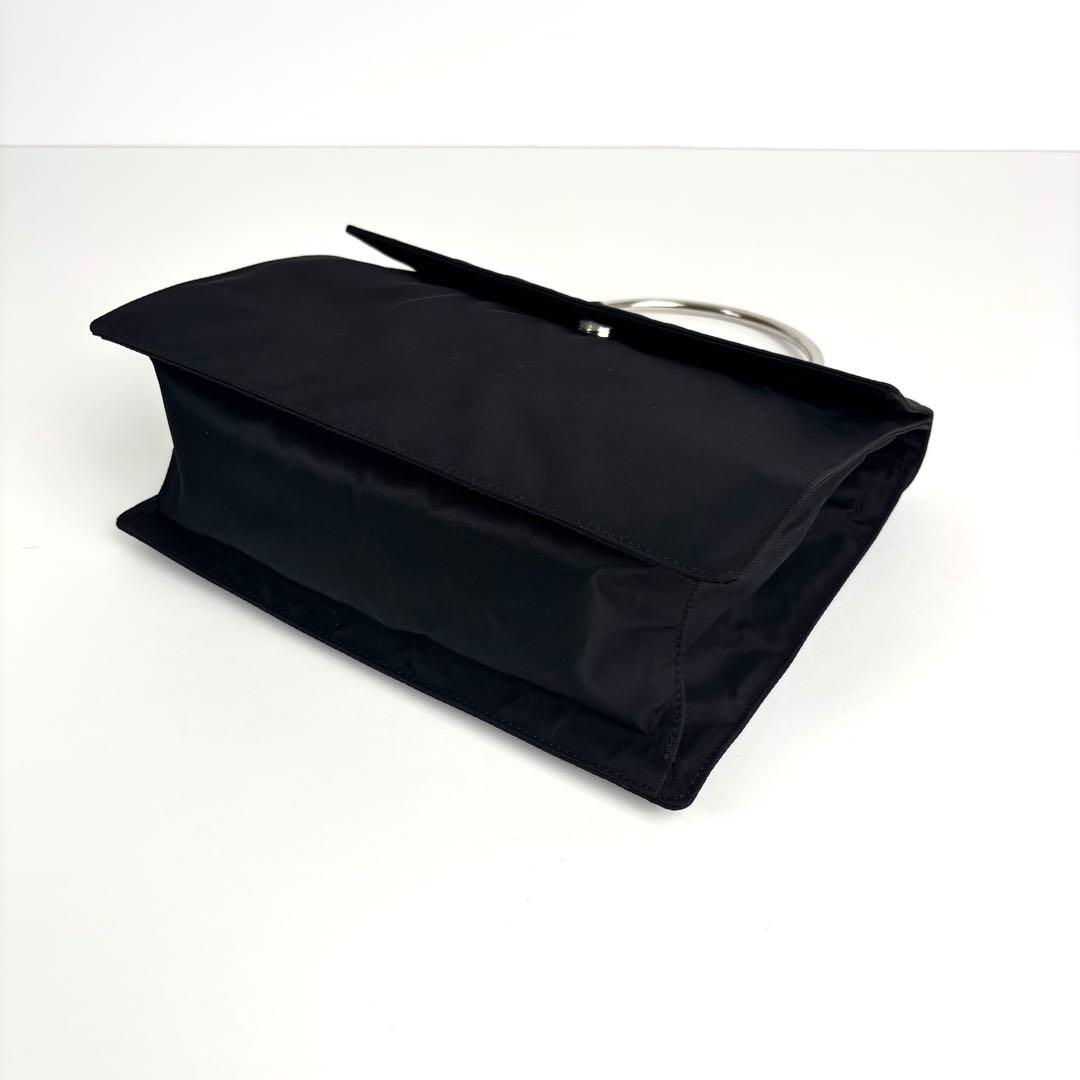 美品 PRADA プラダ メタルハンドル ハンドバッグ ナイロン ブラック