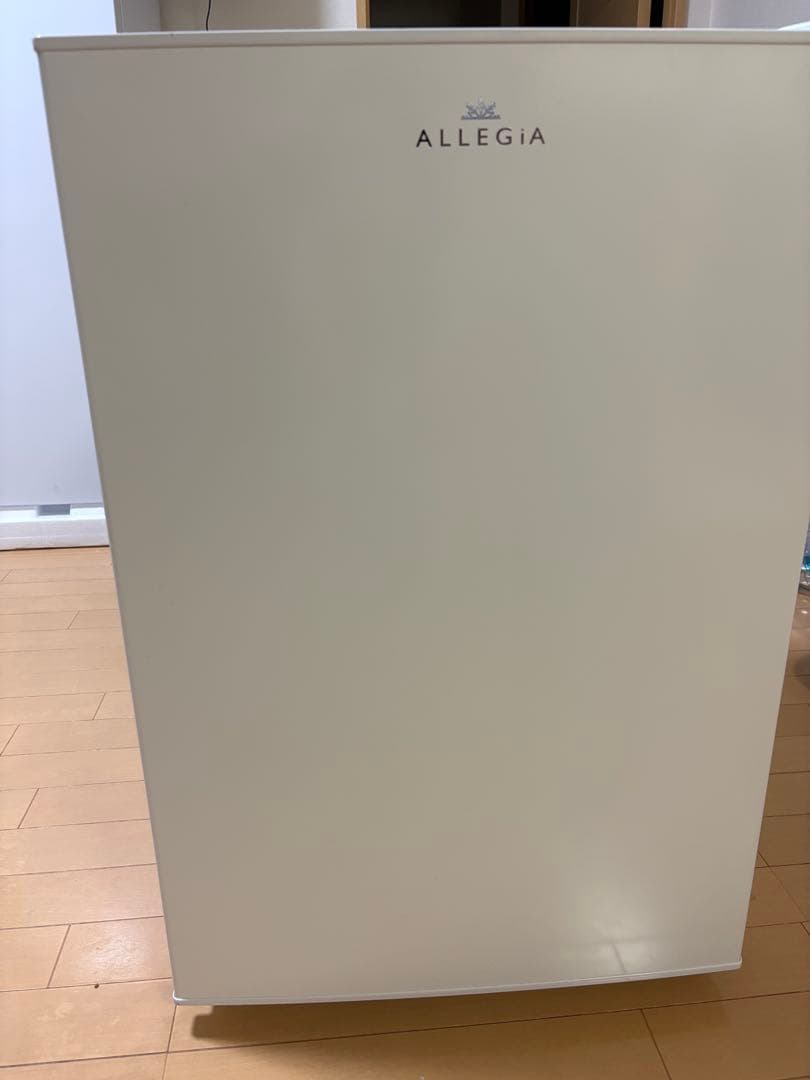 ALLEGIA アレジア 61L 家庭用冷凍庫 右開き 2021年製