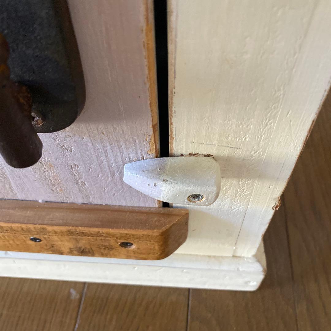 ④ アンティーク棚 子供部屋