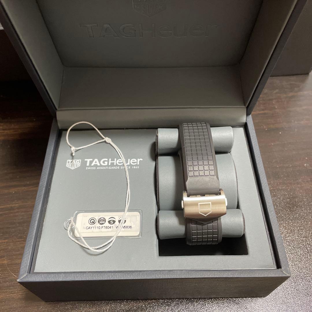 【超美品 TAG Heuer AY1110.TF8041 ラバーベルト時計】
