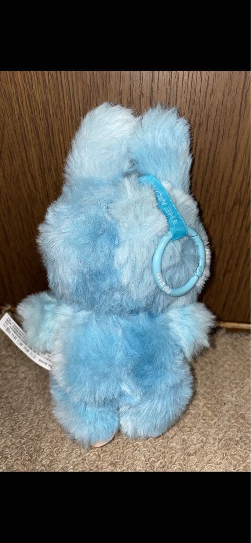ウサギの耳付き青いぬいぐるみ - メルカリ
