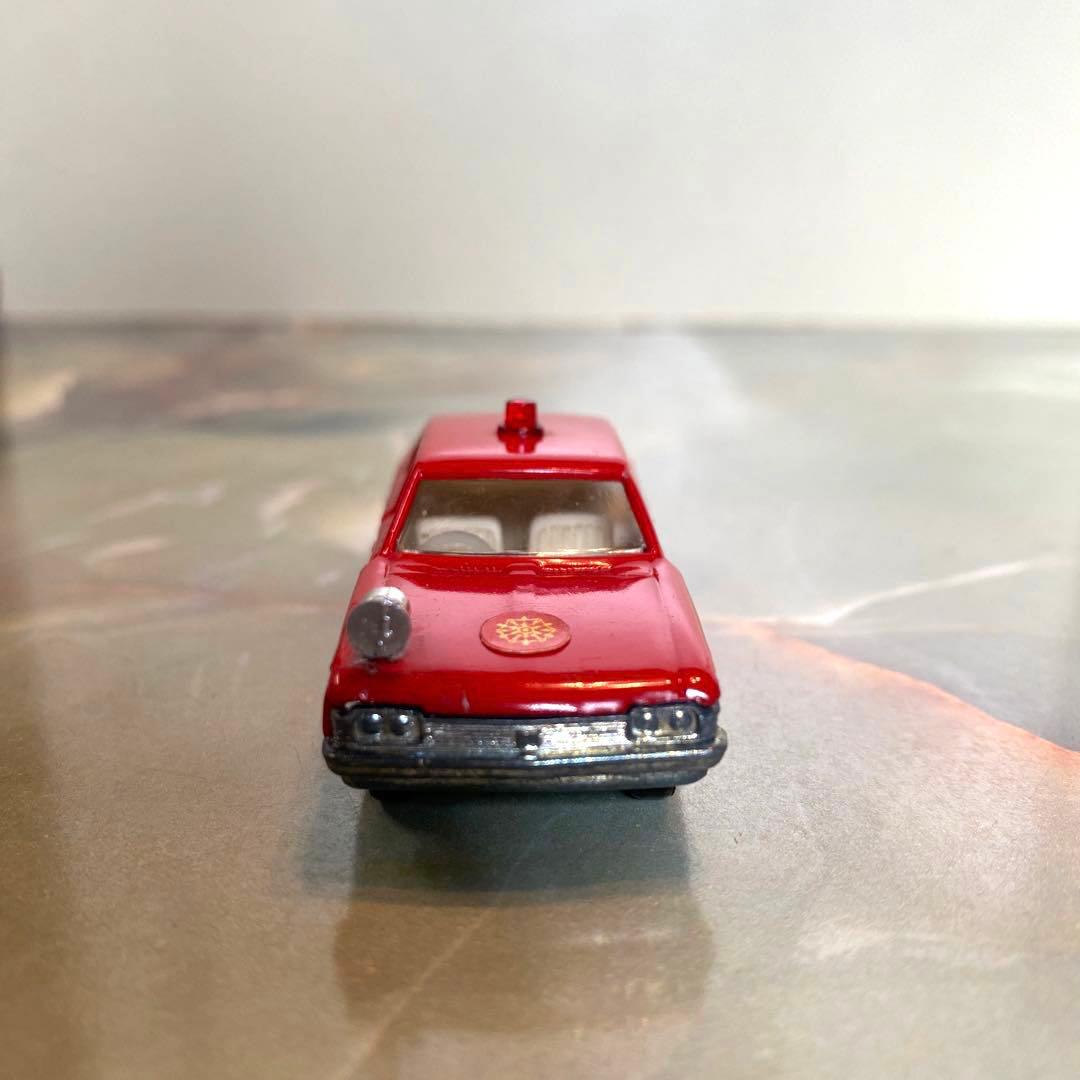 トミカNO.27 トヨタクラウンファイアチーフカー 1Dホイール銀サイレン日本製