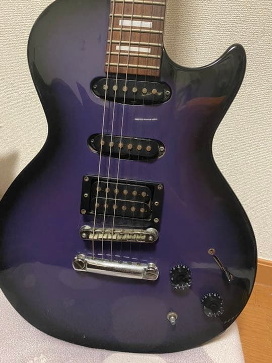 エレキギター ケース付き  値下げ交渉受け付けます エレキギター ケース付き 値下げ交渉受け付けます