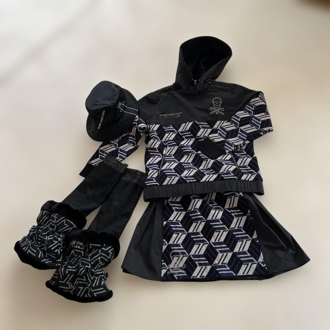 マーク&ロナ　防風フード付きジャケット