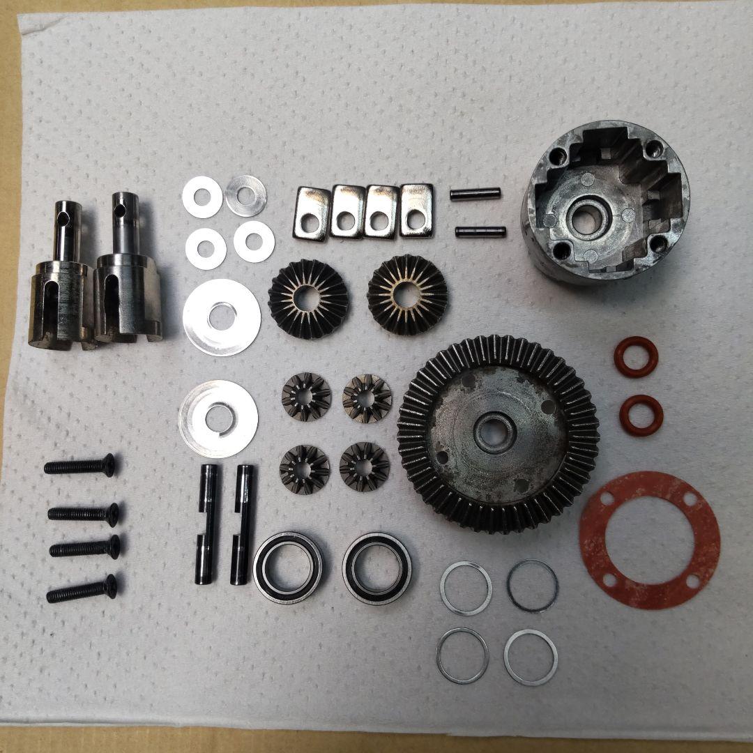 HPI RACING サベージ　メタルデフギア/デフケース　未開封+中古品