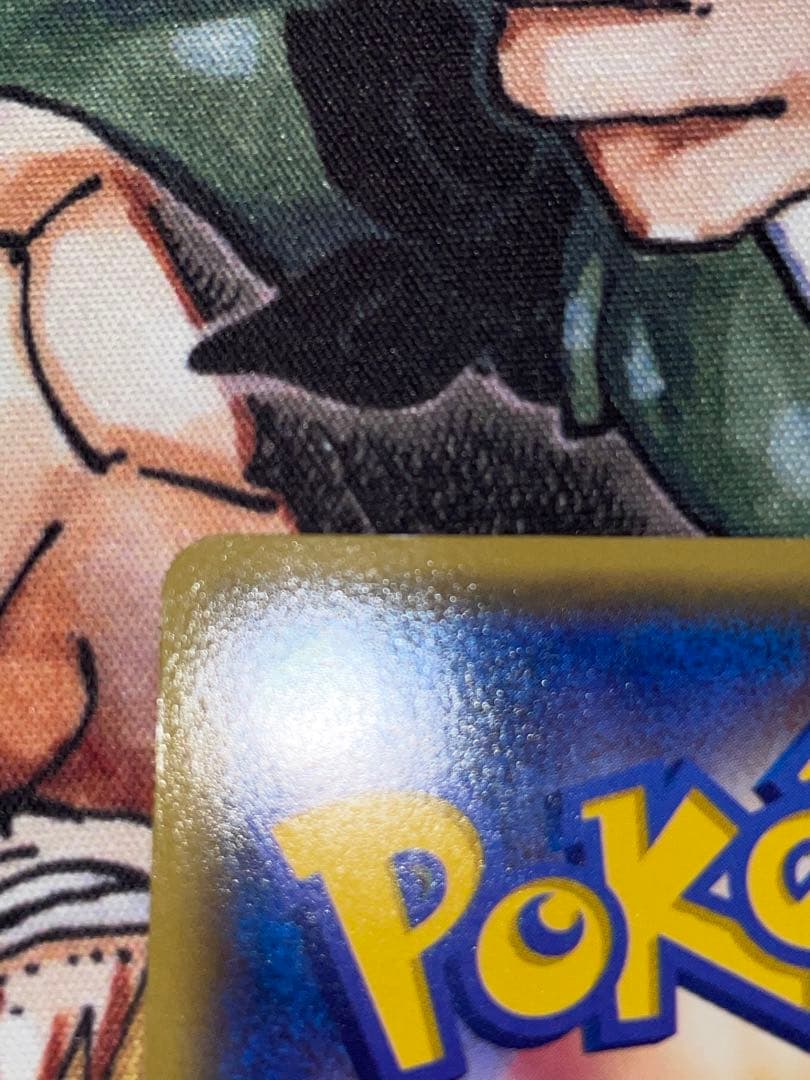 あったかピカチュウ：ユニクロ：KポケモンヒートテッククルーネックＴ PROMO