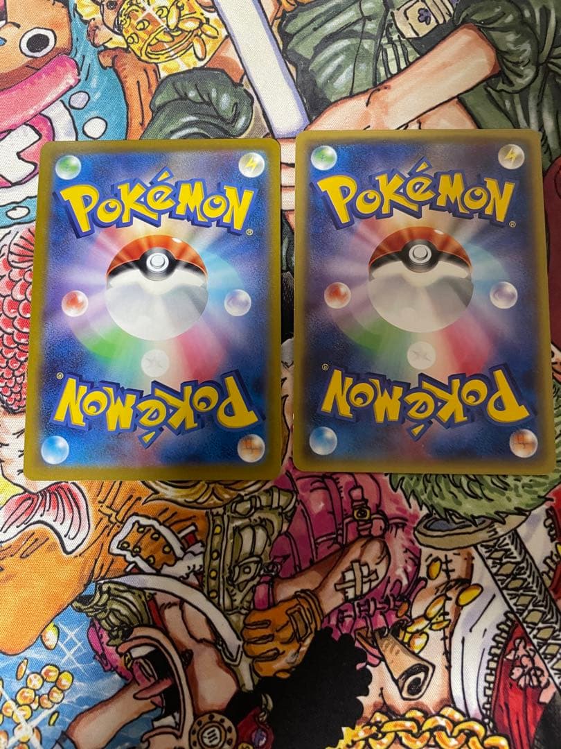 あったかピカチュウ：ユニクロ：KポケモンヒートテッククルーネックＴ PROMO