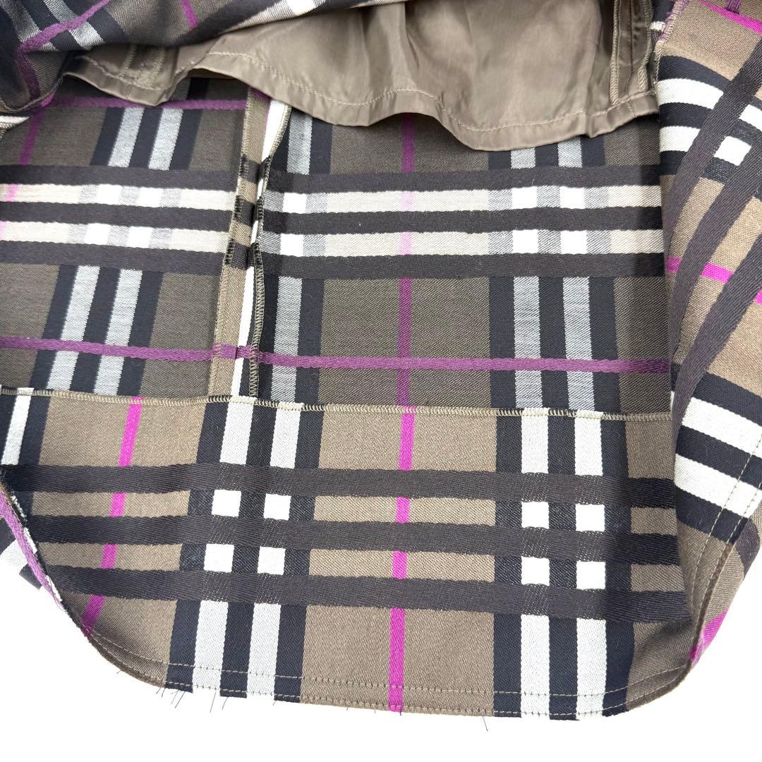 【未使用美品】Burberry チェック柄 フレアスカート