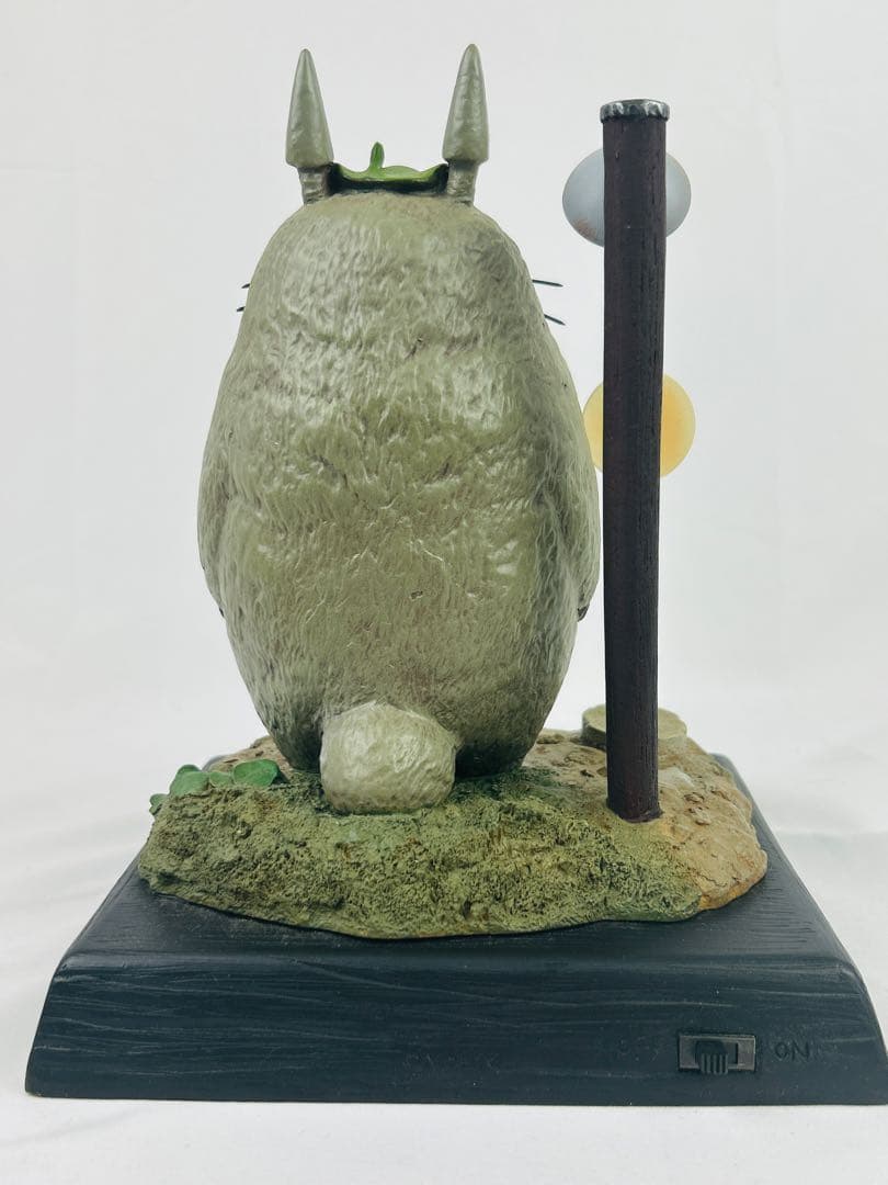 となりのトトロ ライトアップジオラマ 〜トトロとバス停〜　ジブリ　フィギュア