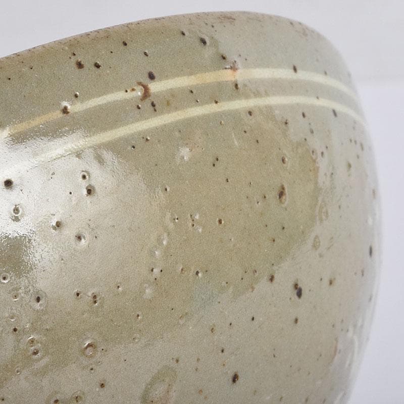 朝鮮美術 李朝 高麗青磁 象嵌花文碗 金継ぎ直し V R8968 三里