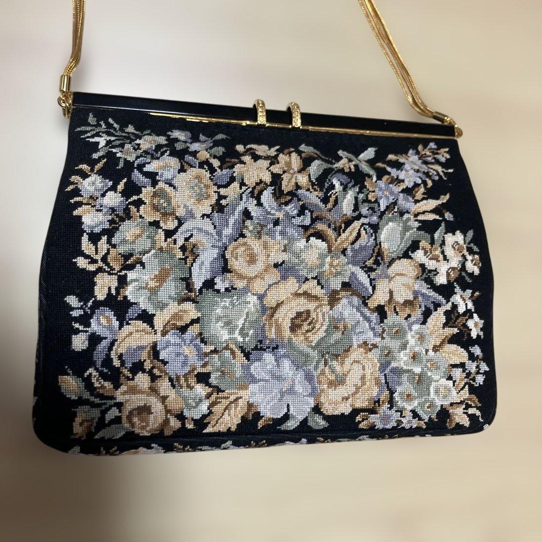 ア*シ様 プチポワン　久家道子　刺繍バッグ　パーティバッグ