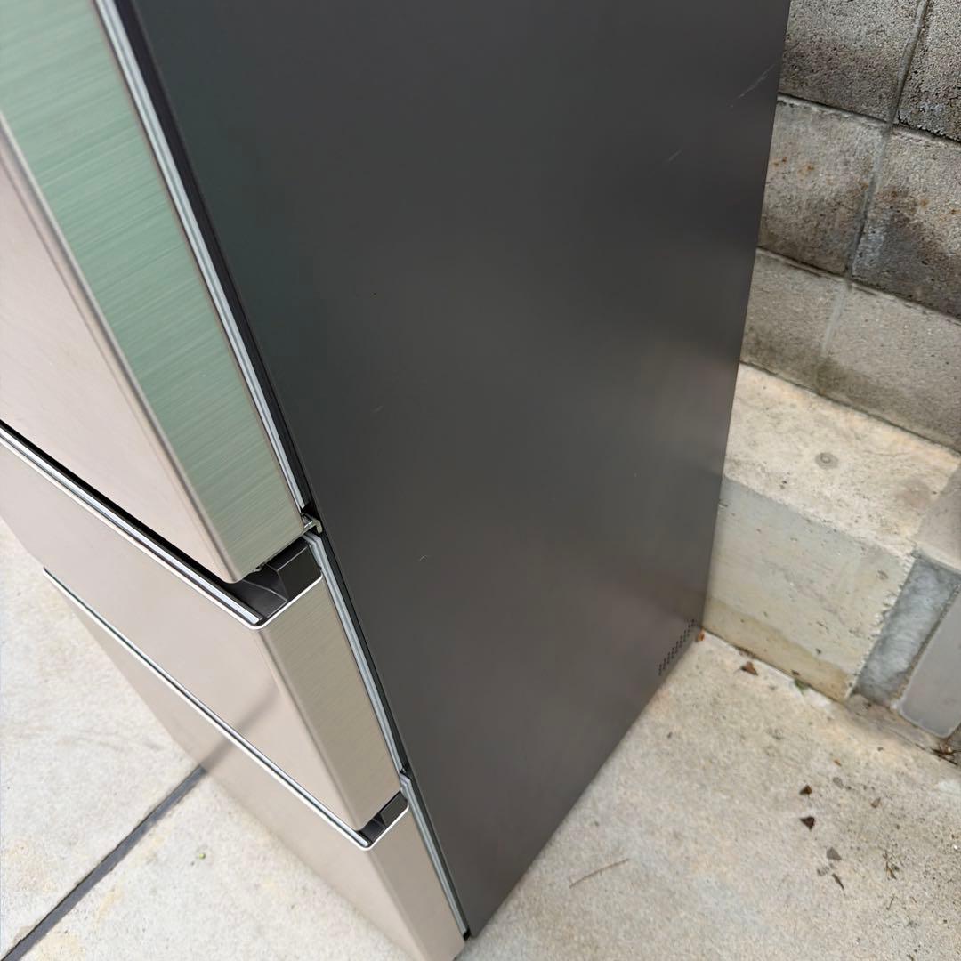 a*n様 引取り限定！HITACHI シルバー 3ドア冷蔵庫2019年