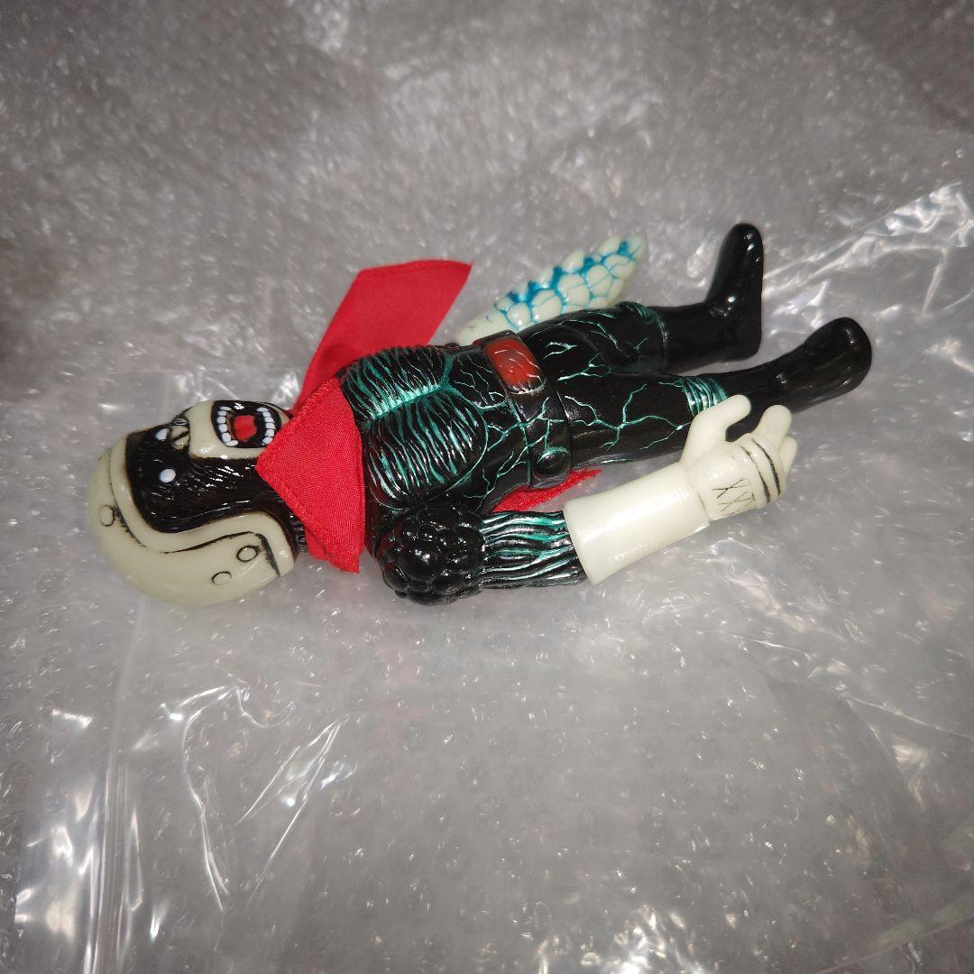 リアルヘッド　モンキーカオスマン　ソフビ