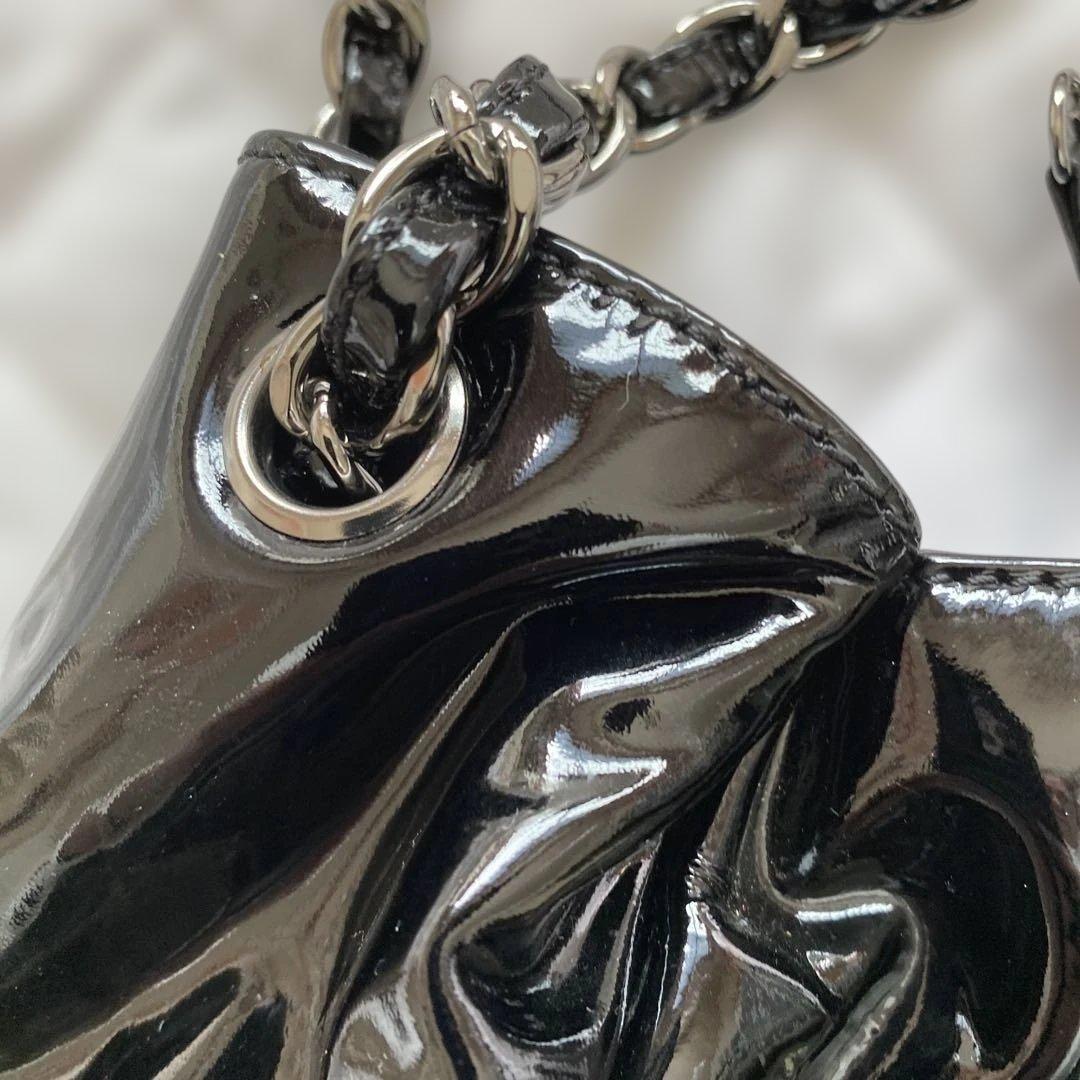 Y*A様 CHANEL 廃盤シャネルフラワーエナメルブラック ハンドバッグ