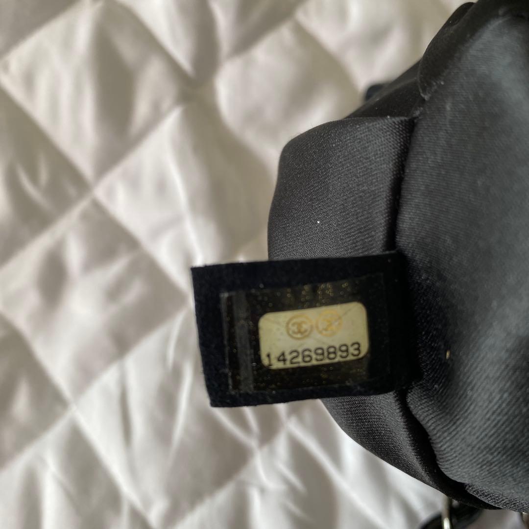 Y*A様 CHANEL 廃盤シャネルフラワーエナメルブラック ハンドバッグ