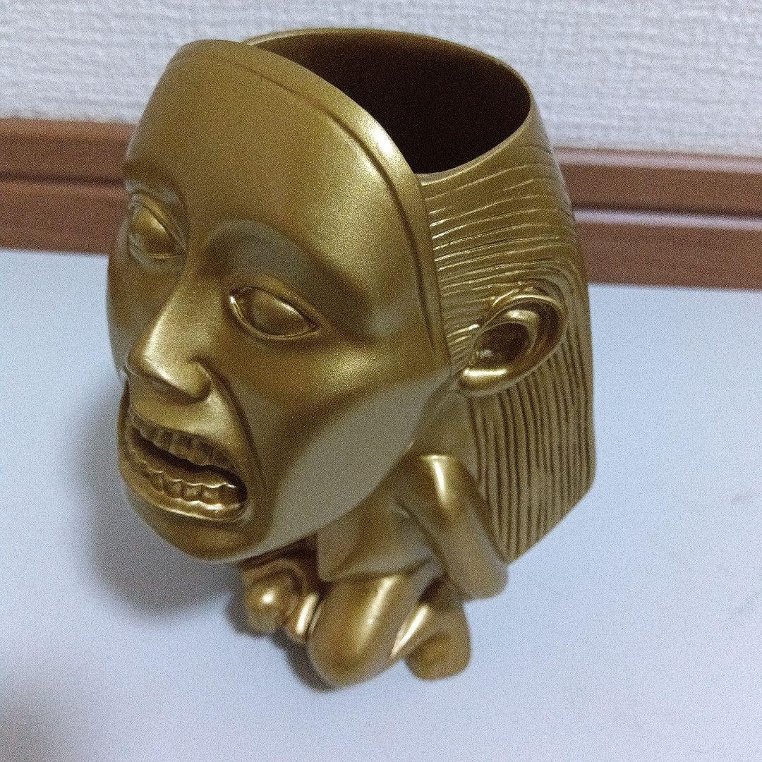 インディジョーンズ　ゴールデンアイドル 　ペン立て