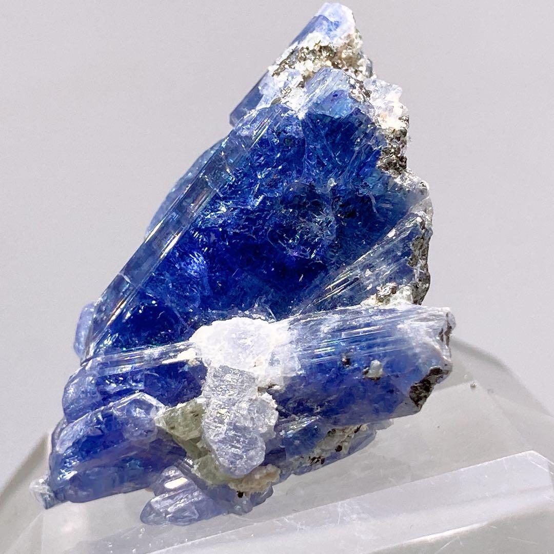 タンザナイト 原石 鉱物標本 天然石 102