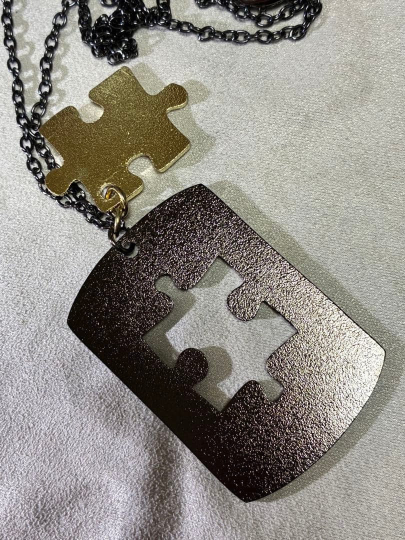 成田昭次　男闘呼組　パズル　ネックレス