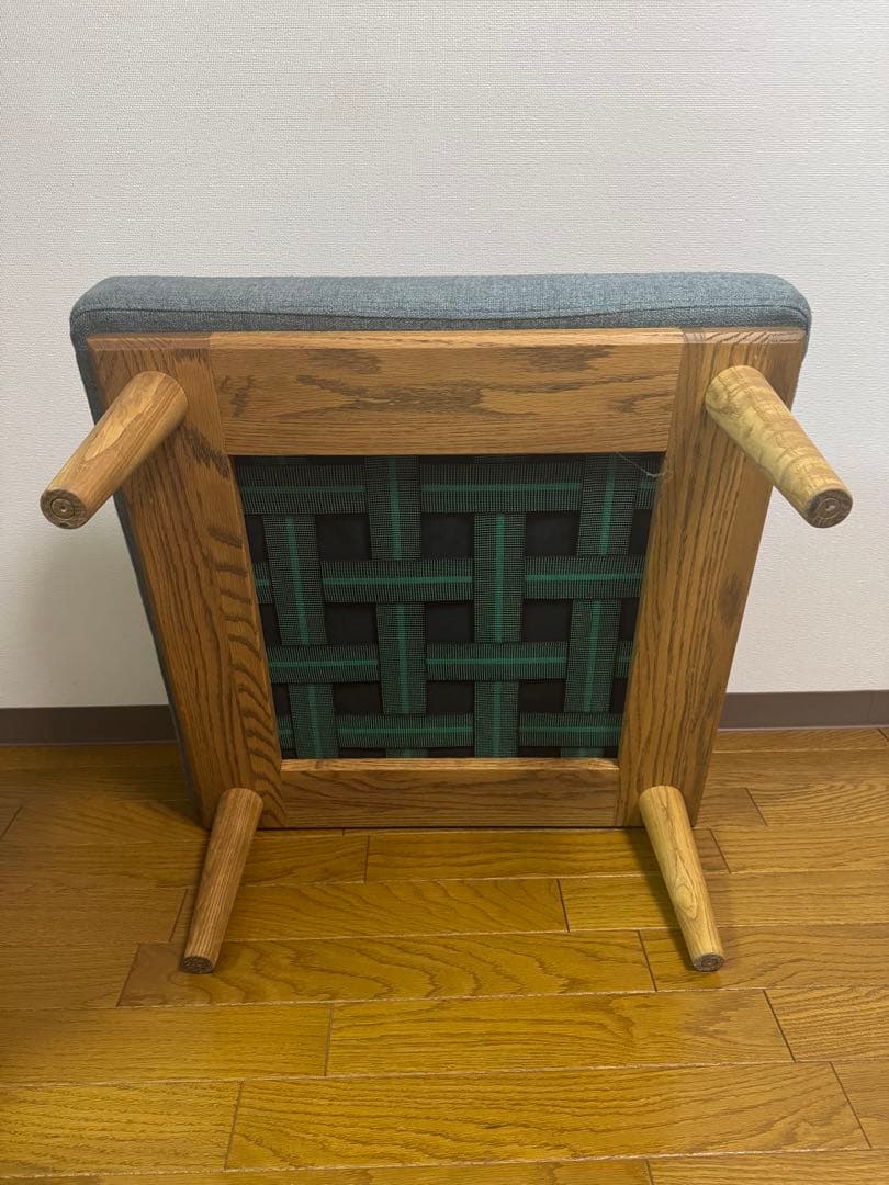 モモナチュラル　DAY オットマン　Mサイズ