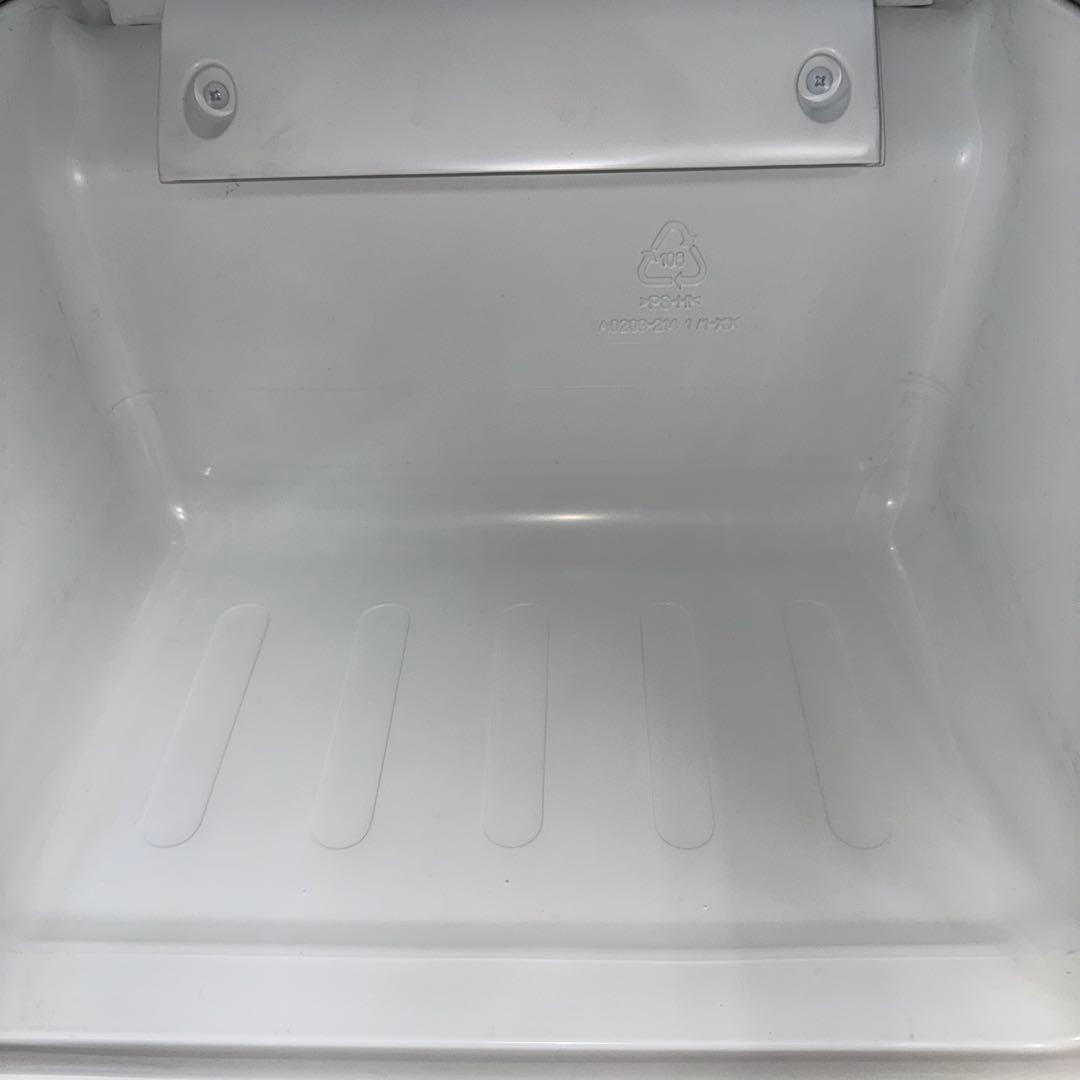 TOSHIBA GR-U15BS 2023年式　冷蔵庫 右開き　札幌近郊限定です