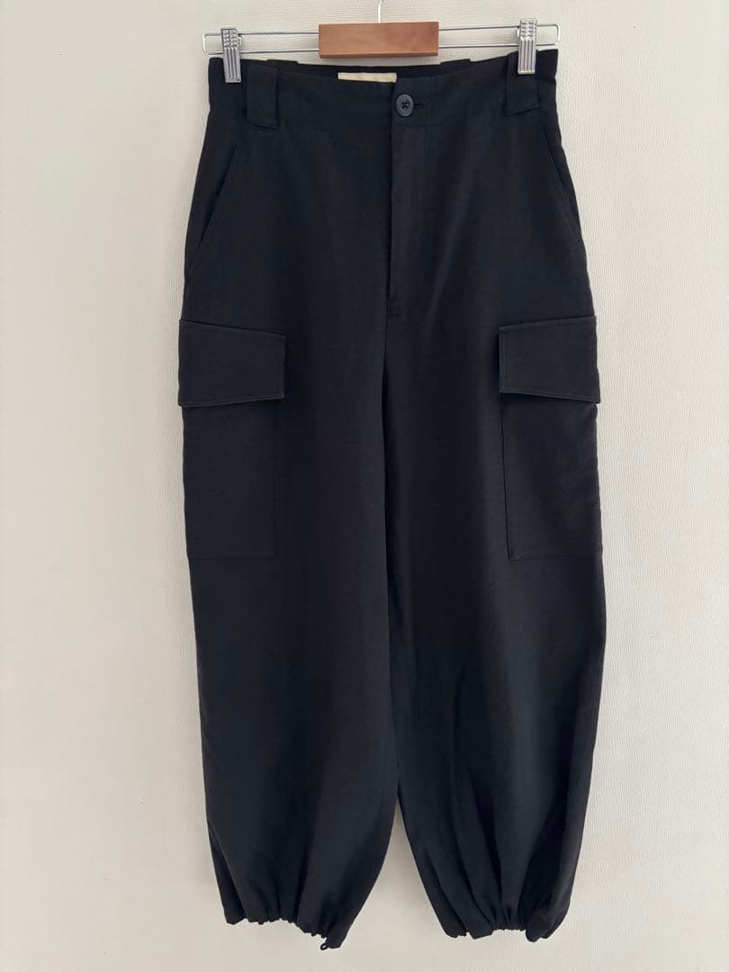 カレンソロジー　シェルタリングミリタリーパンツ　ブラック　38　美品