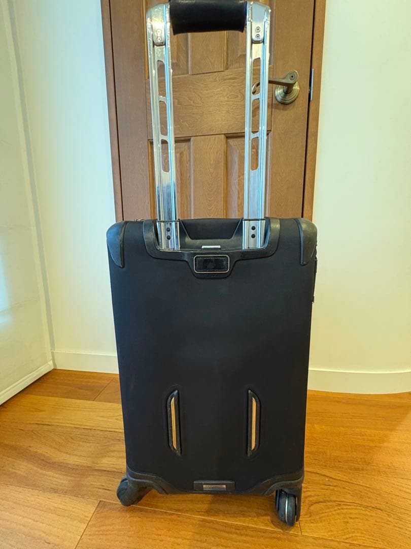 TUMI トゥミ 機内持ち込み可 エグゼクティブ スーツケース 255060D2