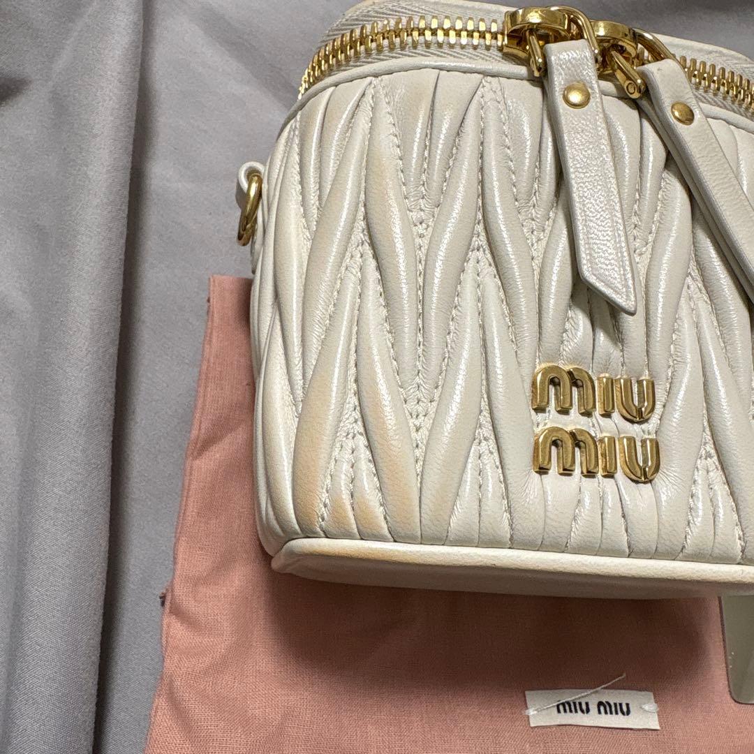 miumiu マテラッセ マイクロバッグ ショルダー 正規品