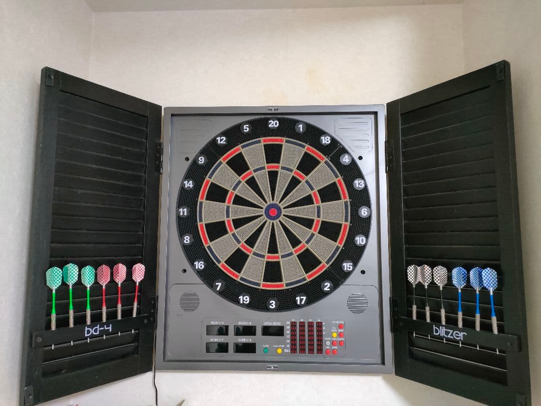 Blitzer BD-4 ダーツボード 壁掛けダーツ台 電子ダーツ - メルカリ