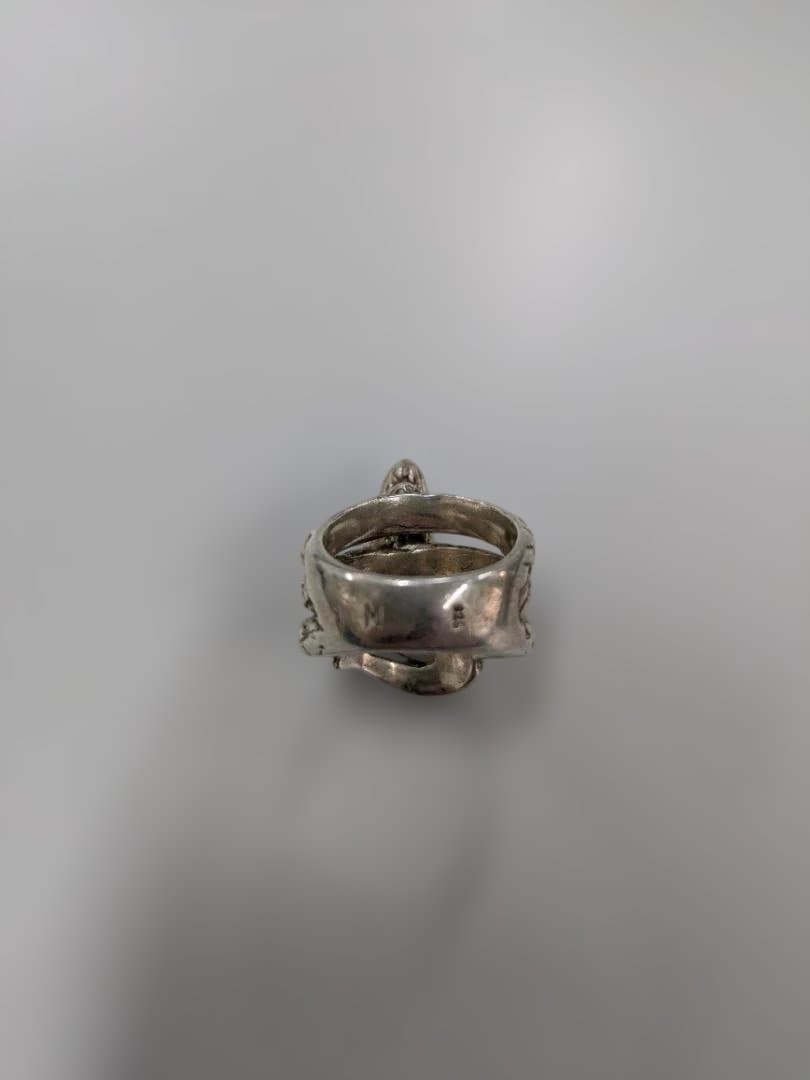 ヴィヴィアン・ウエストウッド スネーク リング